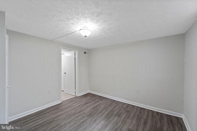 Building Photo - 12312 Streamvale Cir