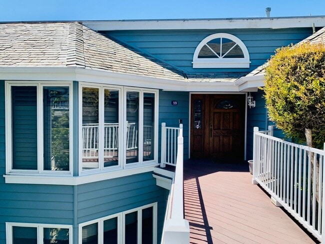 Building Photo - Perched above the stunning Dana Point Harbor, this gorgeous two-story condo offers breathtaking h...