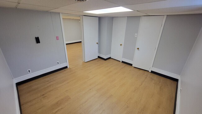 Building Photo - 4305 Briarwood Rd