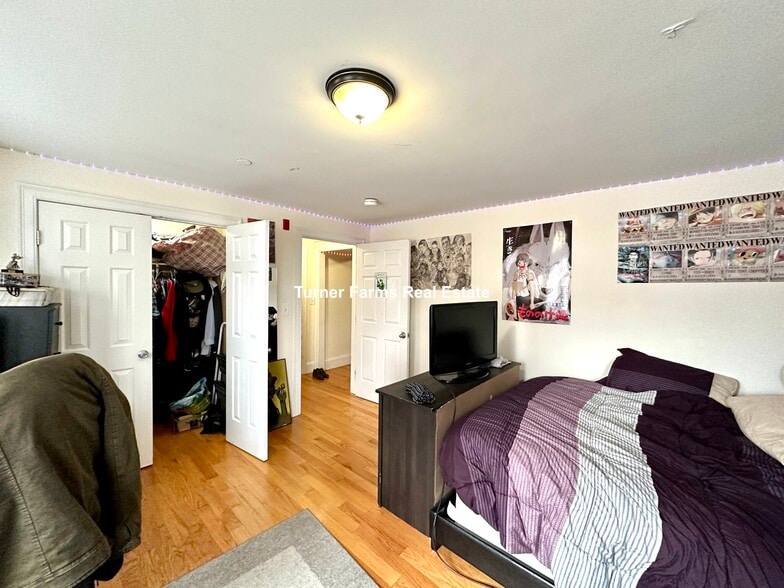 Building Photo - 107 Fisher Ave