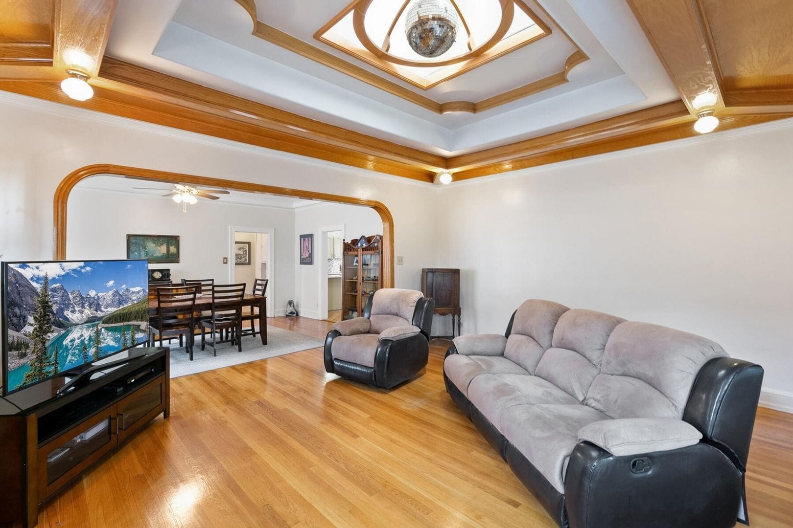 Building Photo - 1579 Osceola St