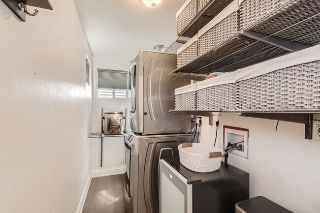 Building Photo - Vintage and Efficient 2 Bedroom Craftsman in North Park