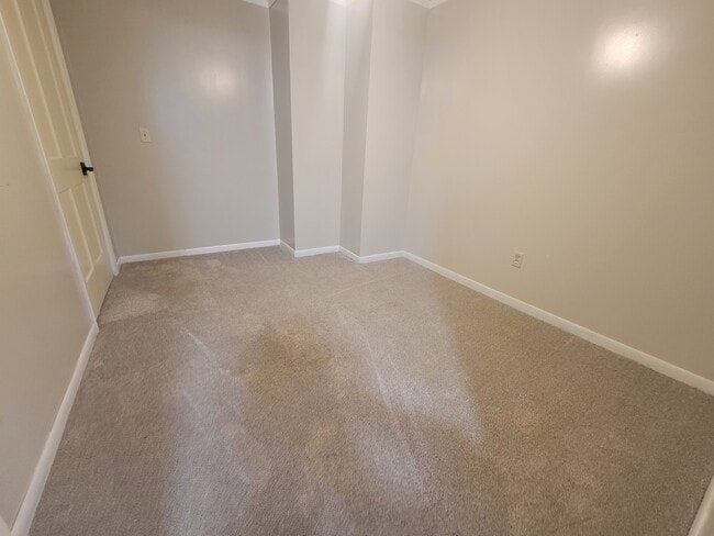 Building Photo - 5234 Old Clyde Rd