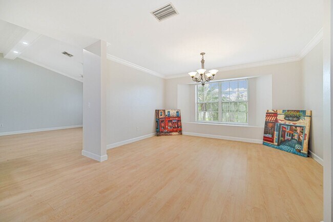 Building Photo - **Direct Gulf Access Pool Home! 4 BED/3 BA...