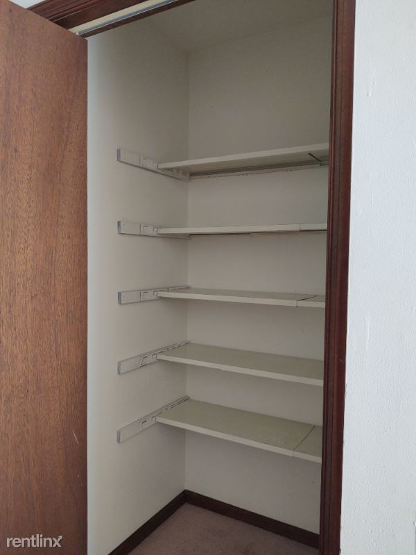 Building Photo - 2 br, 1.5 bath Townhome - 3434 Key Court