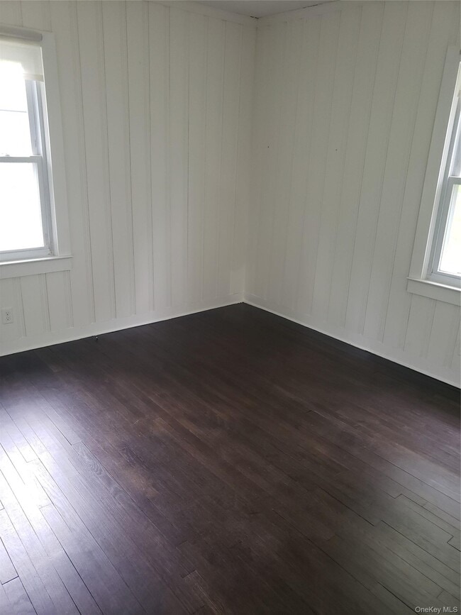 Building Photo - 1 Millpond Ln