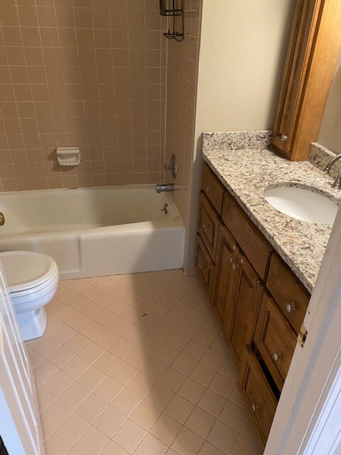 Master Bathroom - 4202 W End Ave