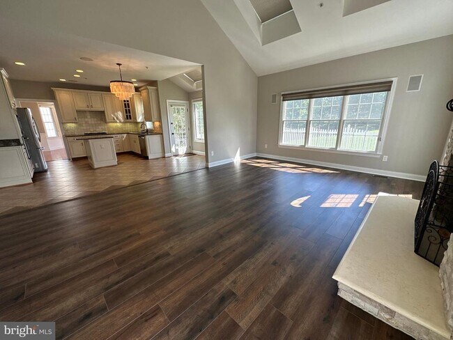 Building Photo - 18429 Polynesian Ln