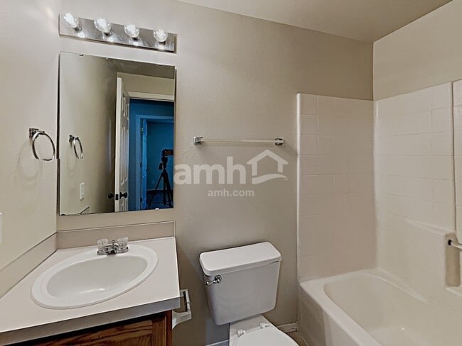 Building Photo - 810 131st Street Ct E