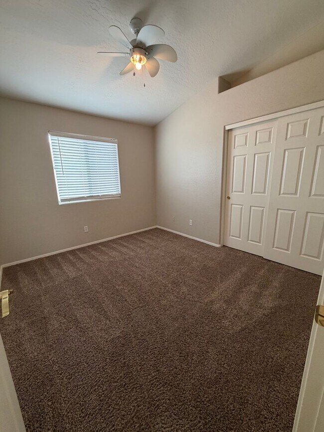 Building Photo - 4 Bedroom on Large Lot in Queen Creek