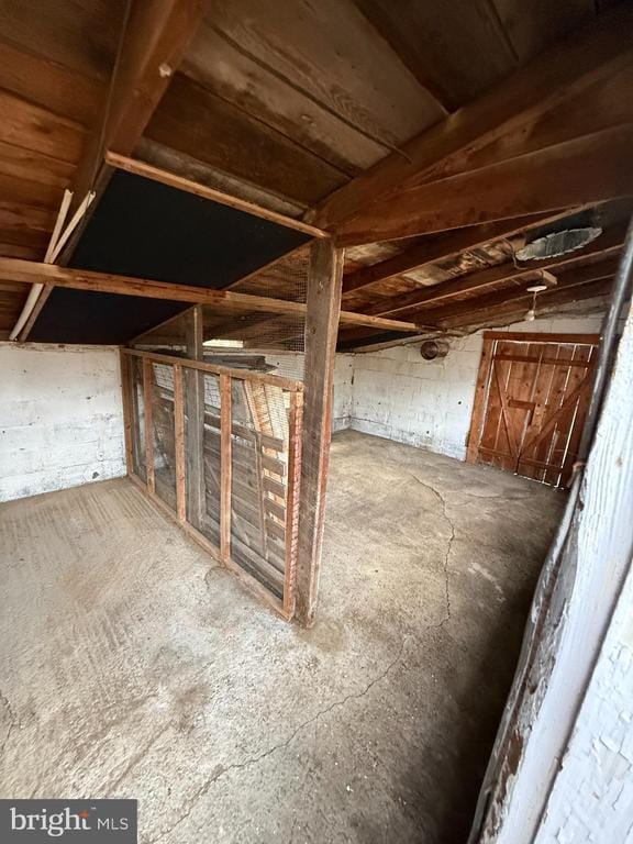 Building Photo - 11 Strawberry Ln