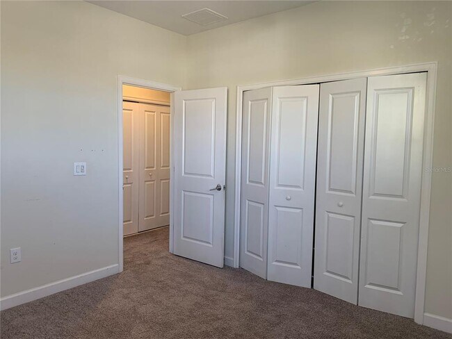 Building Photo - 1230 Sandwedge St