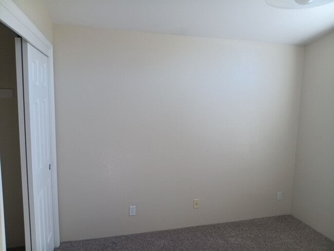 Building Photo - Cozy and Spacious Home for Rent