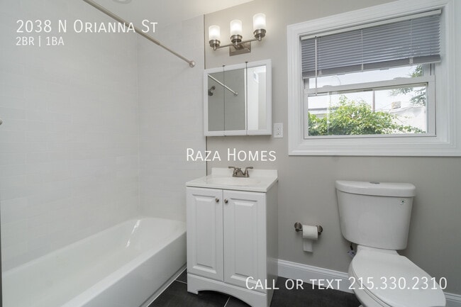 Building Photo - 2038 N Orianna St