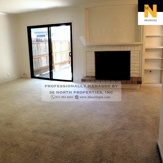 Building Photo - Welcoming Condo in Gated Community