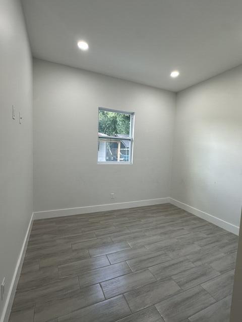 Building Photo - 651 NE 60th Ave