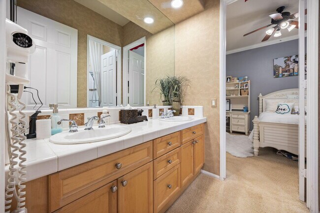 Building Photo - 74068 Kokopelli Cir