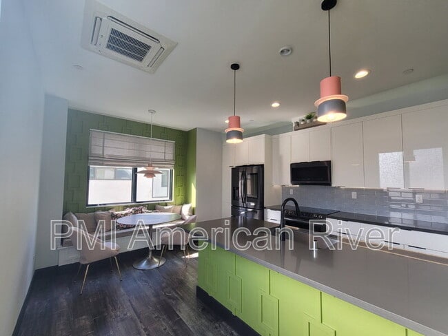 Building Photo - 2340 River Cats Aly