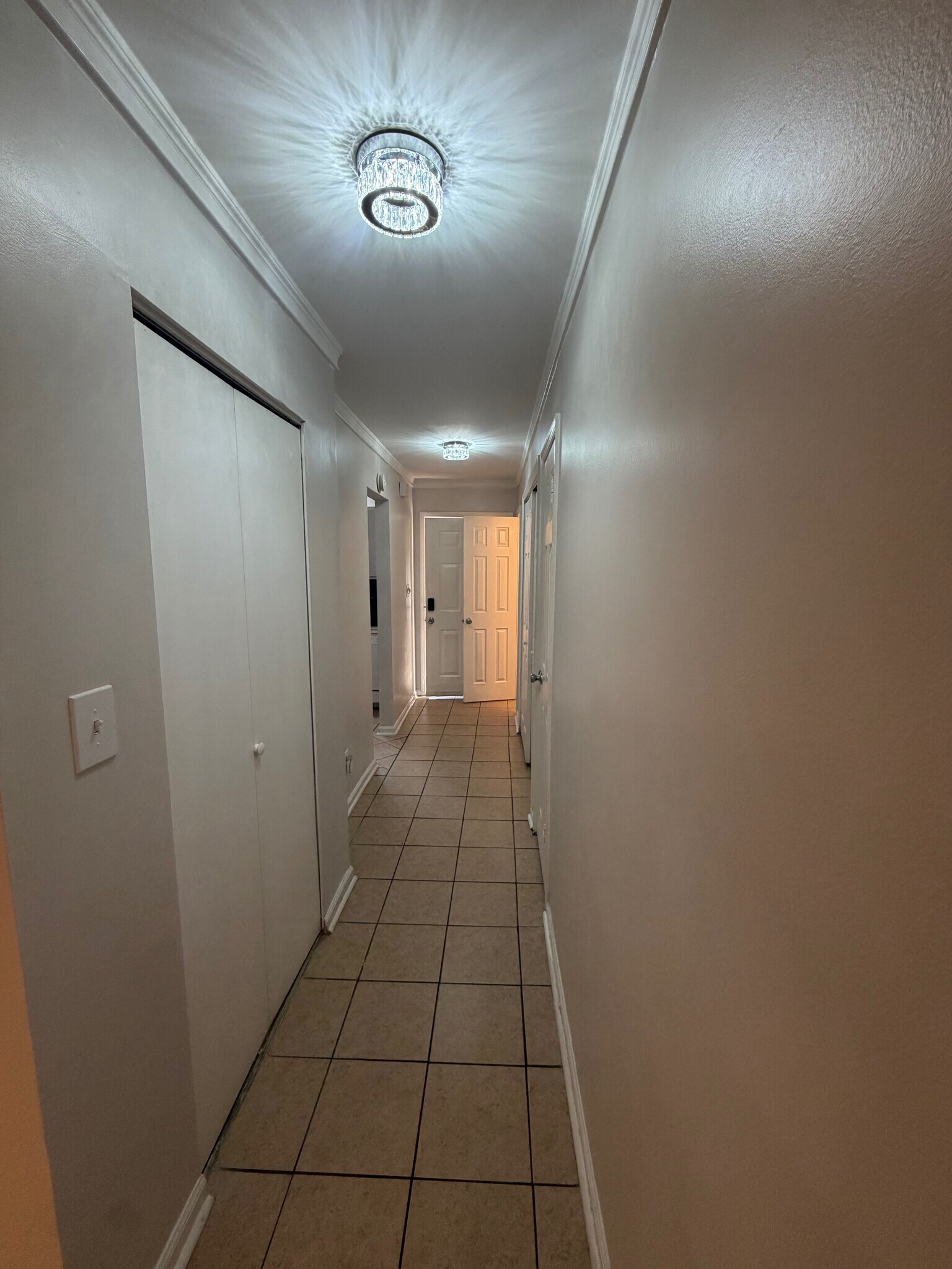 Building Photo - Room in Townhome on Baker Ct