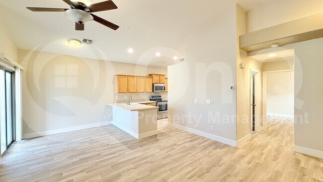 Building Photo - 3237 E Maldonado Dr
