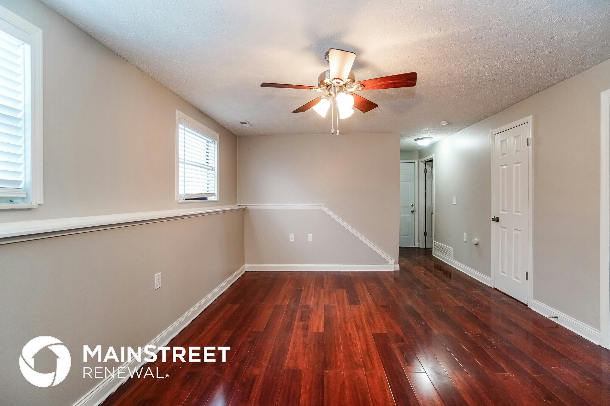 Building Photo - 1676 Laramie Dr