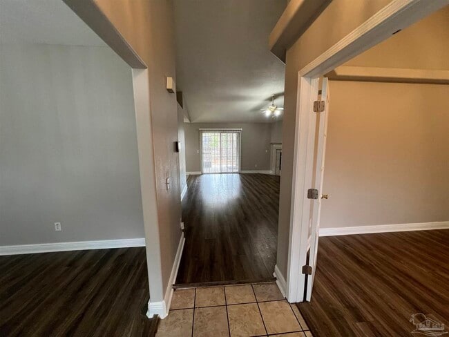 Building Photo - 7230 Annandale Dr