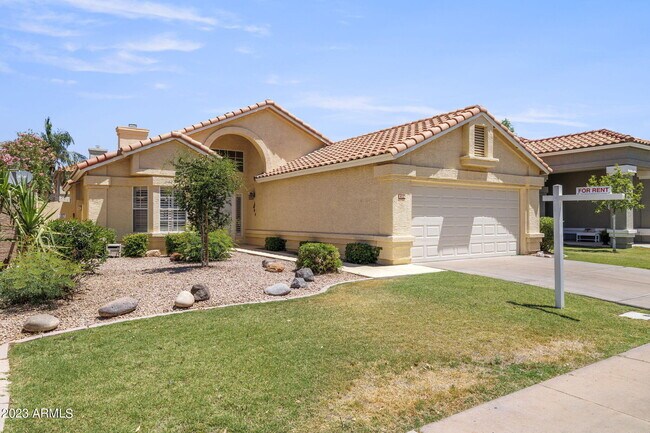 Building Photo - 2306 E Gondola Ln