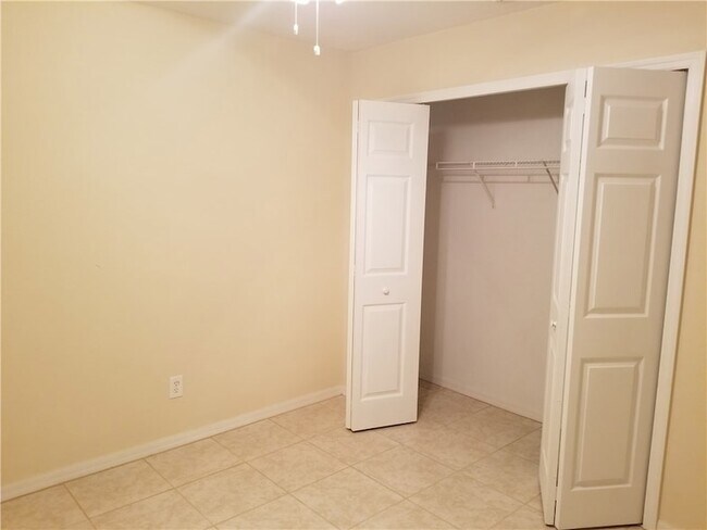Building Photo - 8025 98th Ct