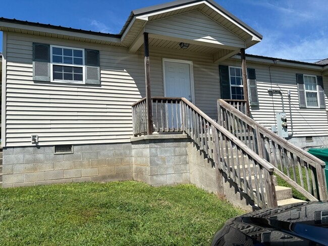 Primary Photo - Duplex