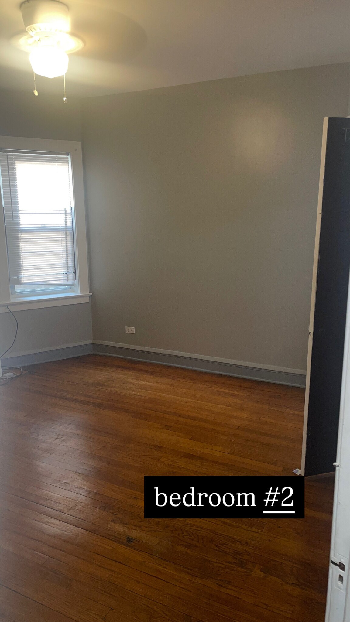 Building Photo - 8230 S Hermitage Ave