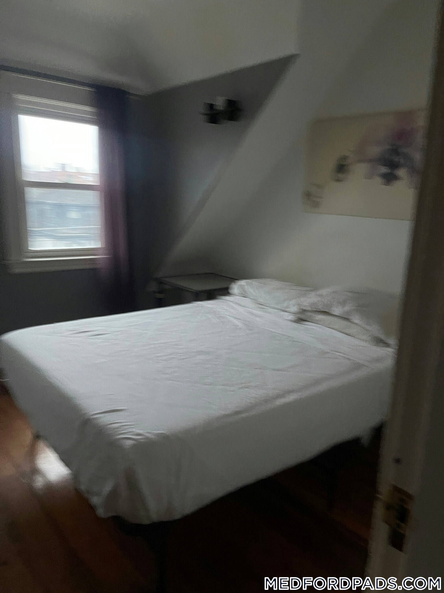 Building Photo - 124 Forest St