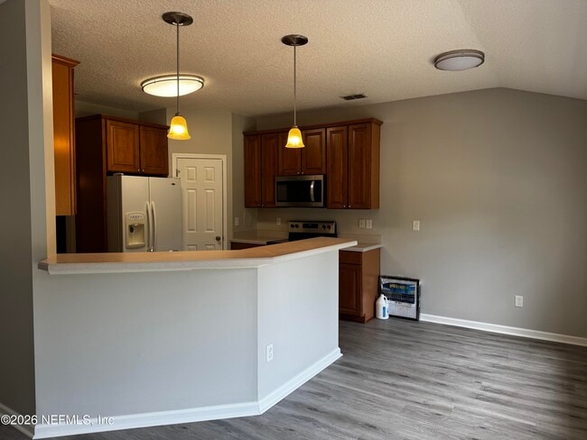 Building Photo - 16255 Shellcracker Rd