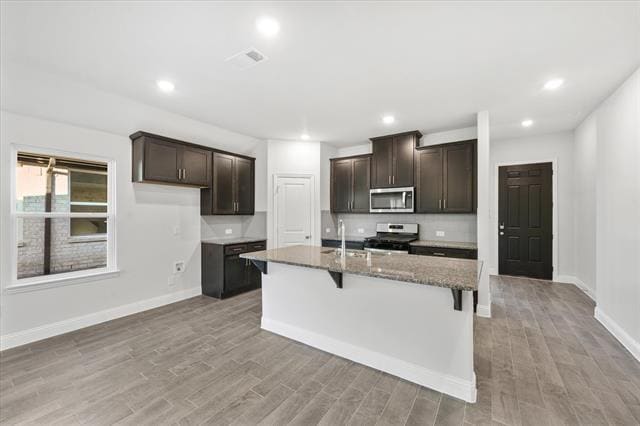 Building Photo - 209 Portina Dr