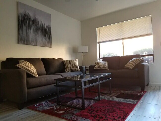 Building Photo - FULLY FURNISHED RESORT STYLE LIVING WITH MOUNTAIN VIEWS MOVE IN TODAY