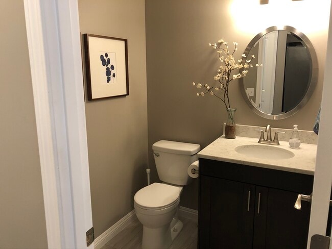 Building Photo - 18195 Cattail Ct
