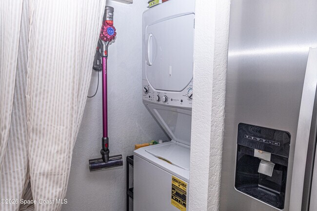 Building Photo - 839 Grand Regency Pointe