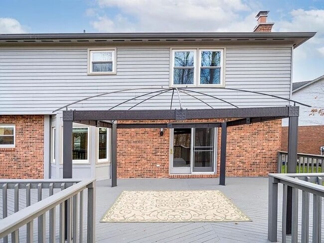 Building Photo - 1851 Foxhollow Dr