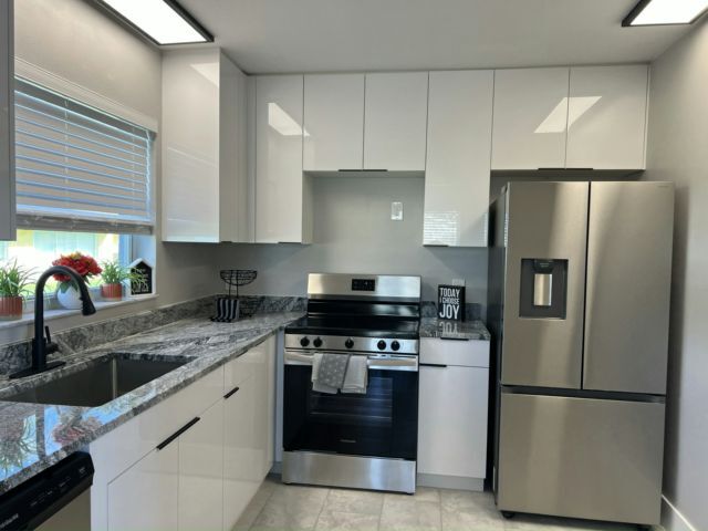 Building Photo - 4760 Carefree Trail