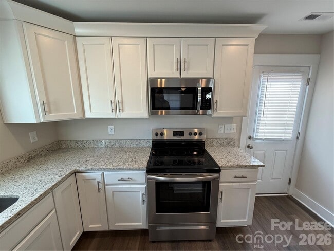 Building Photo - 1402 Martin Luther King Jr Ave