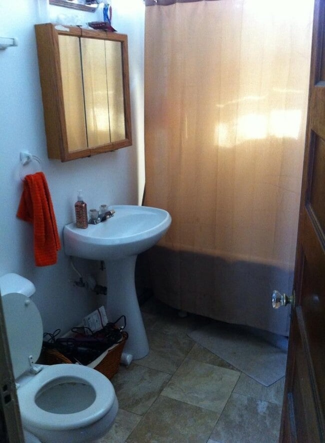 Building Photo - 1702 E Belleview Pl