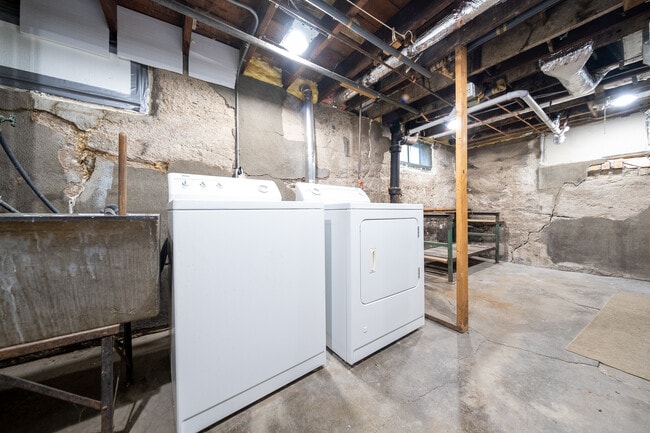 Building Photo - 4238 Cheatham Ave