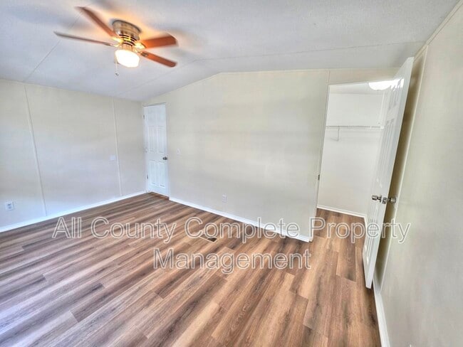 Building Photo - 7603 Plumwood Dr