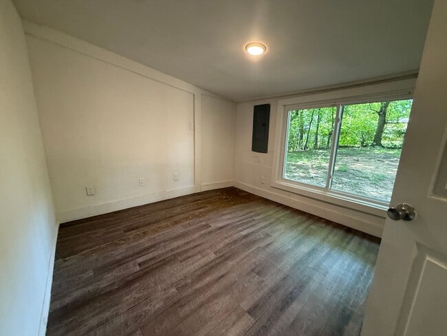 Building Photo - 1727 N 9th St