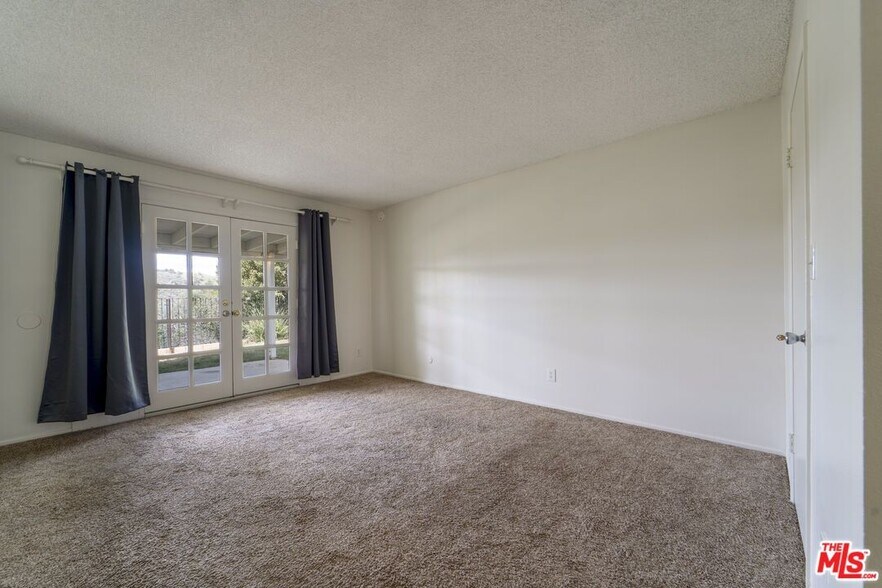 Building Photo - 3107 Hodler Dr