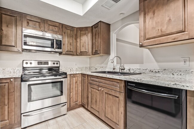 Building Photo - Beautifully upgraded 2 Bedroom/2 Bath Home...