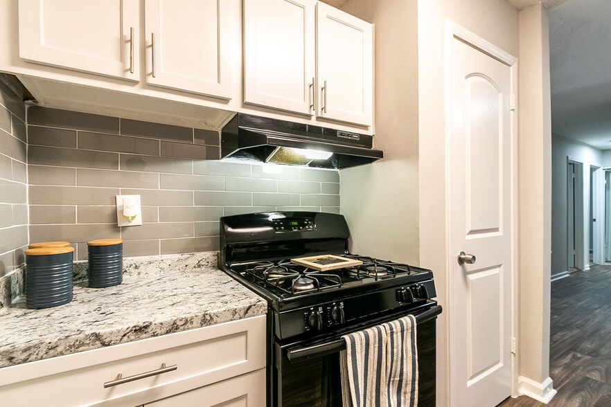 Building Photo - Sedona Falls