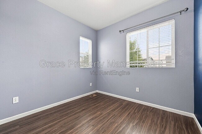 Building Photo - 5332 Blue Lunar Ln