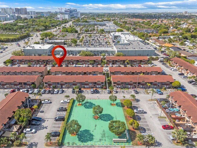 Building Photo - 1811 SW 107th Ave