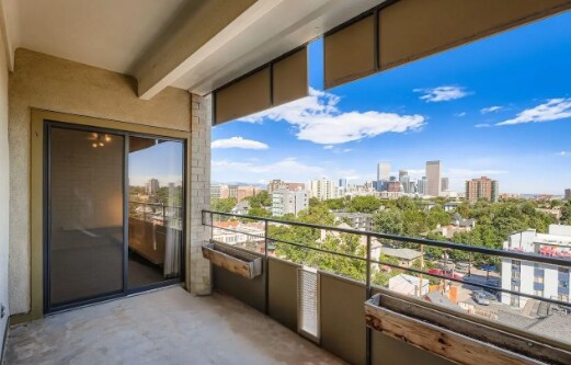 Building Photo - 800 N Pearl St
