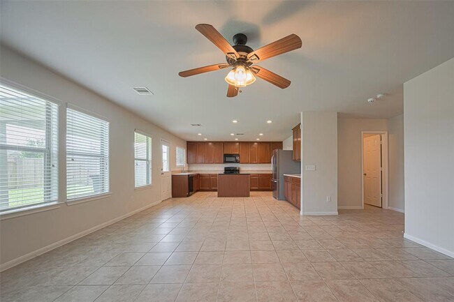 Building Photo - 20111 Brookwood Holw